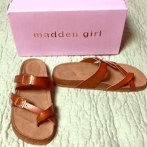 SOLD!!!Madden girl Bryceee Cognac Sandals 🌸💜